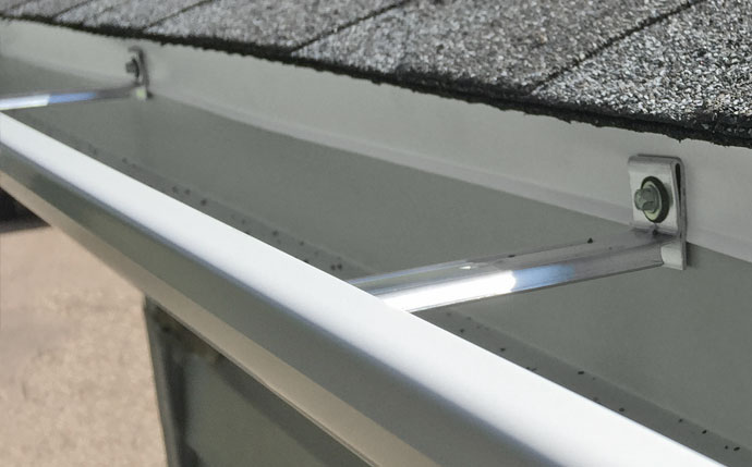 seamless-gutter-replacement Seamless Gutter Replacement